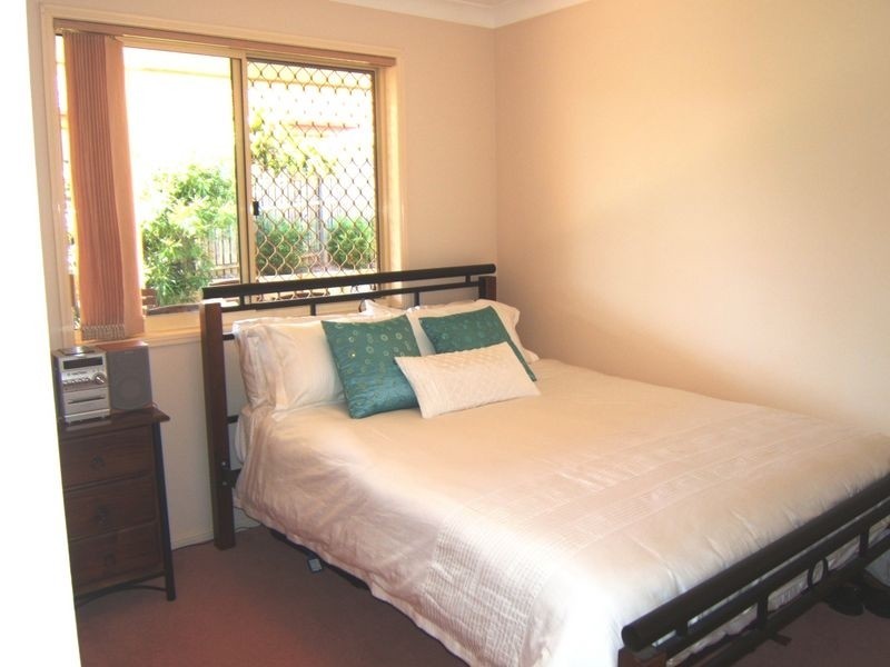 8 Catalpa St, Eight Mile Plains QLD 4113