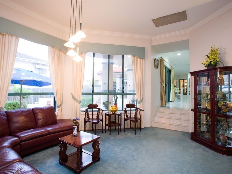 22 Poets Pl, Parkinson QLD 4115