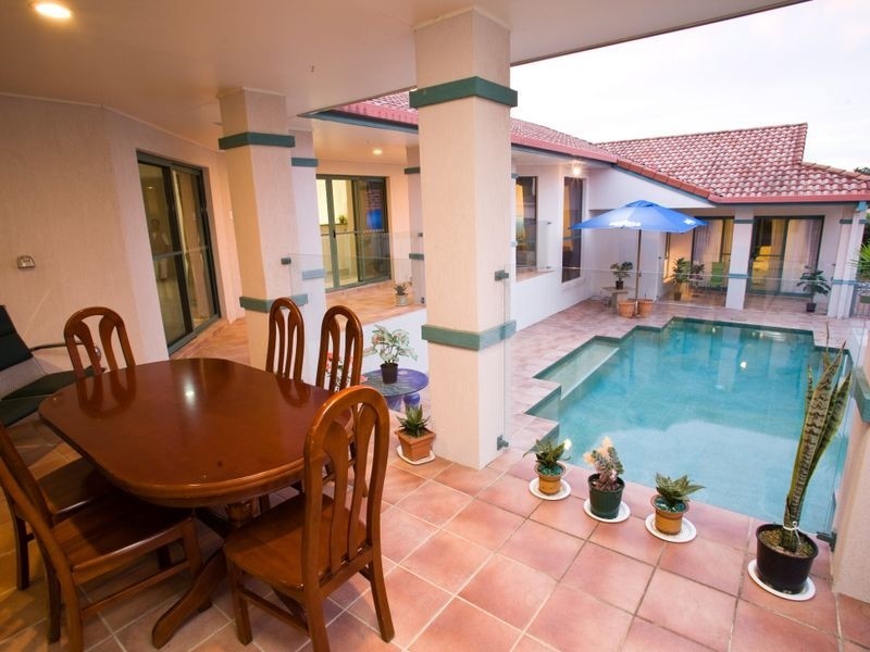 22 Poets Pl, Parkinson QLD 4115