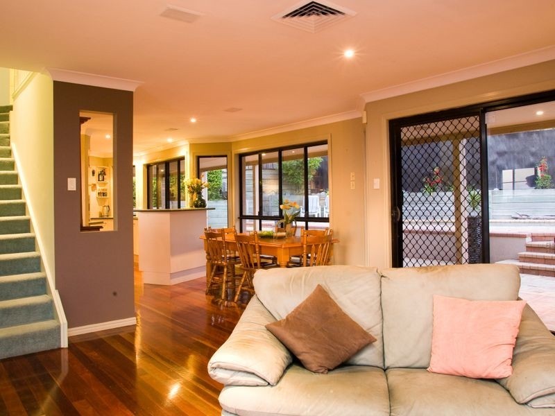 17 Tamarind Pl, Stretton QLD 4116