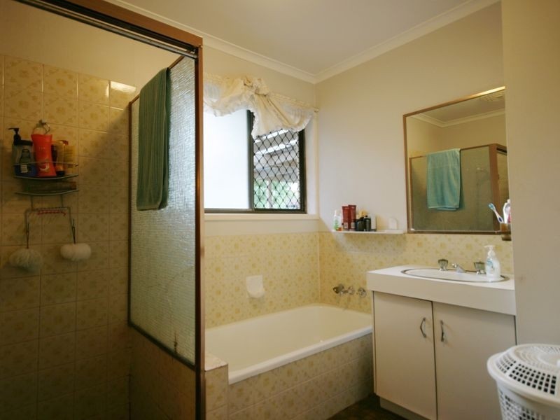 51 Gowan Rd, Sunnybank Hills QLD 4109