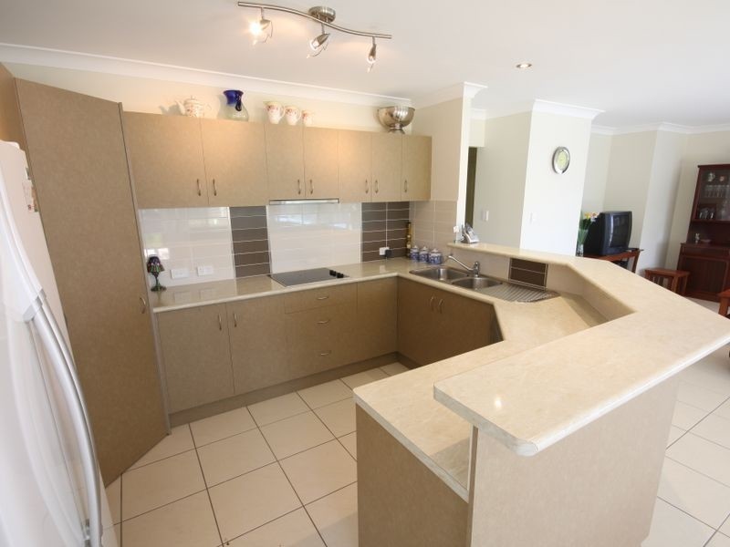 15 Tarra Pl, Parkinson QLD 4115