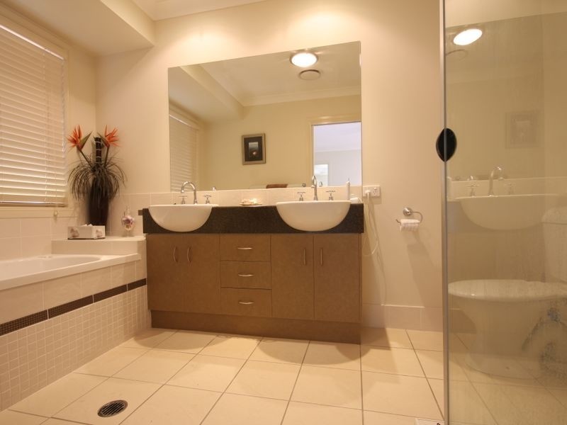 15 Tarra Pl, Parkinson QLD 4115