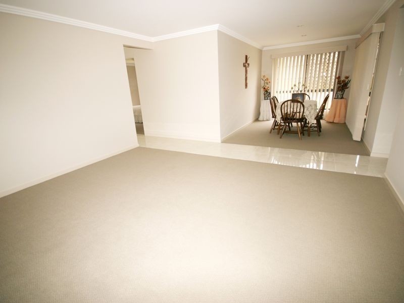 27 Dalrymple Place, Calamvale QLD 4116