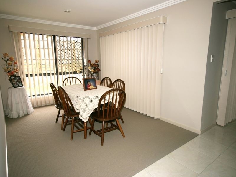 27 Dalrymple Place, Calamvale QLD 4116