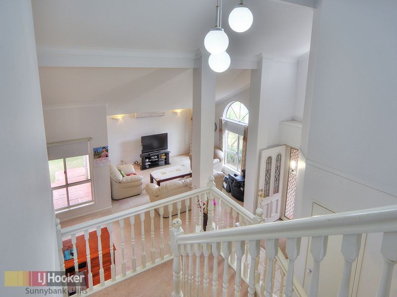 6 Darling Close, Calamvale QLD 4116