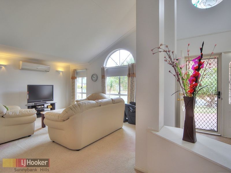 6 Darling Close, Calamvale QLD 4116