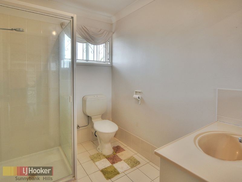6 Darling Close, Calamvale QLD 4116