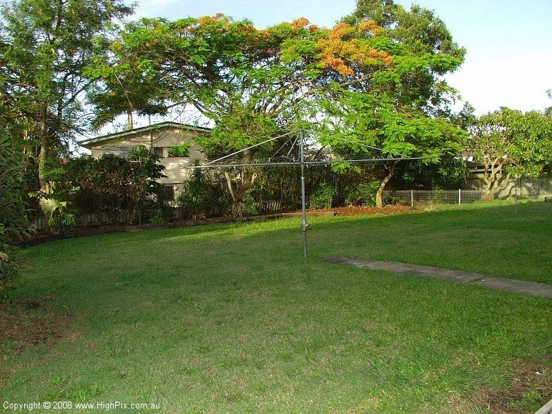 37 Grout St, Macgregor QLD 4109