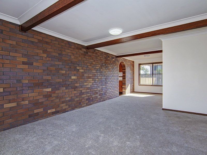 44 Romulus Street, Robertson QLD 4109