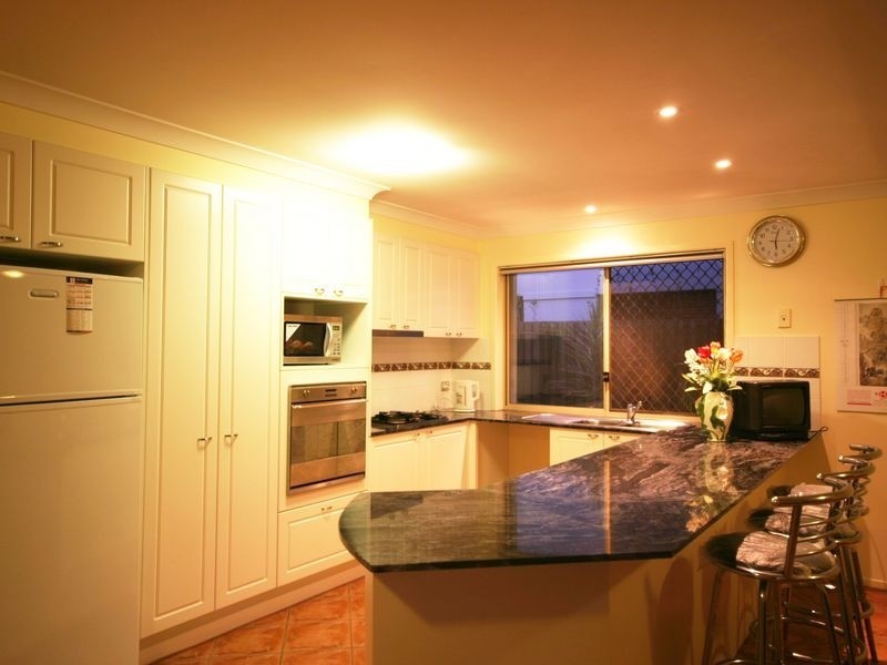 1 Mylonas Ct, Sunnybank Hills QLD 4109