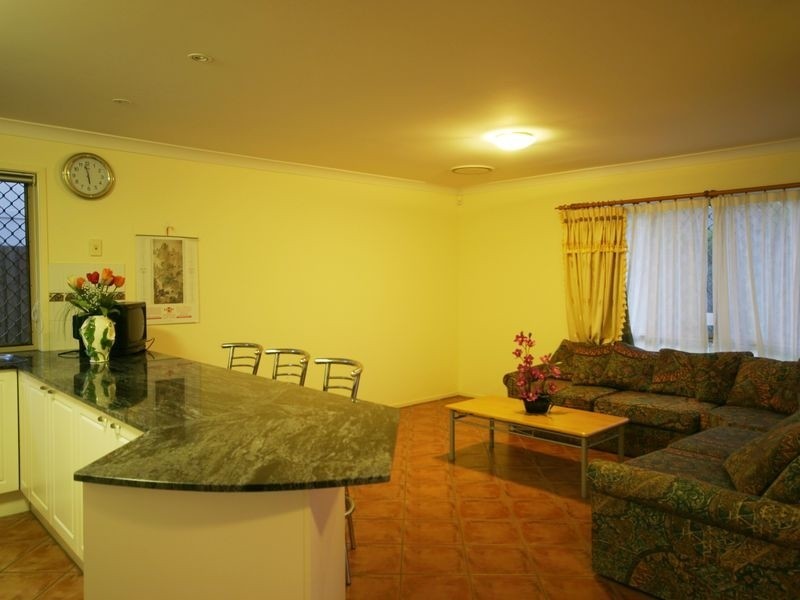 1 Mylonas Ct, Sunnybank Hills QLD 4109