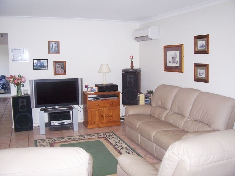 15 Picot Cr, Runcorn QLD 4113