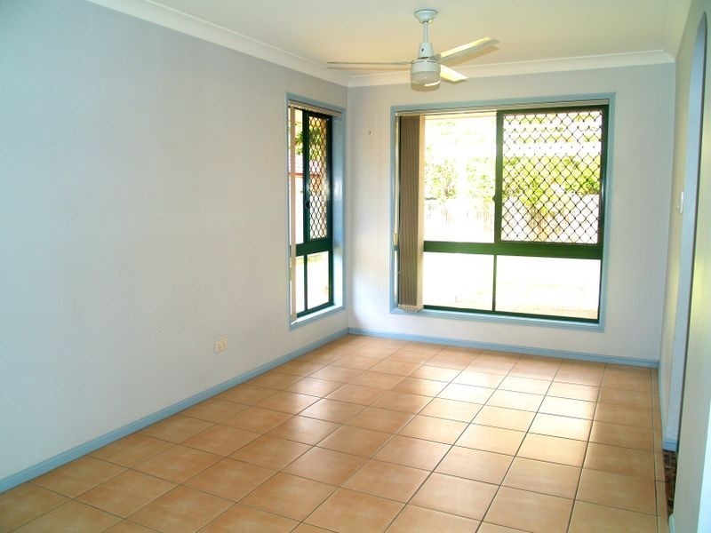 18 Mullins St, Coopers Plains QLD 4108