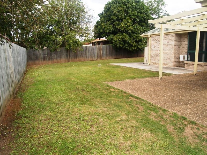 18 Mullins St, Coopers Plains QLD 4108