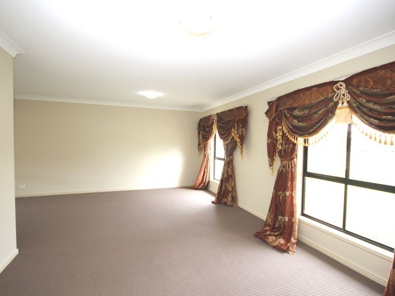 141 Wallum Drive, Parkinson QLD 4115