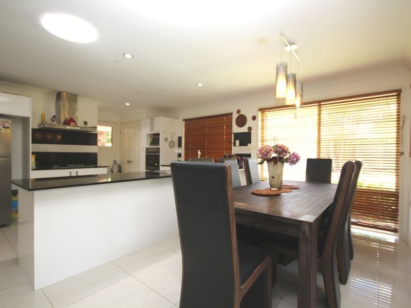 9 Spring Close, Calamvale QLD 4116