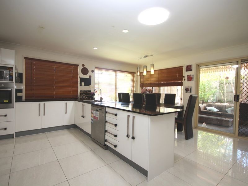 9 Spring Close, Calamvale QLD 4116