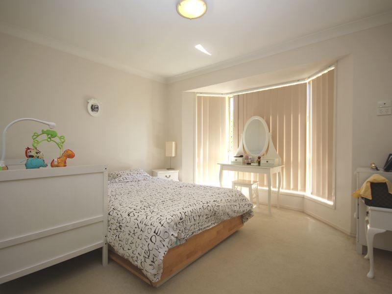 3 Earls Court, Calamvale QLD 4116