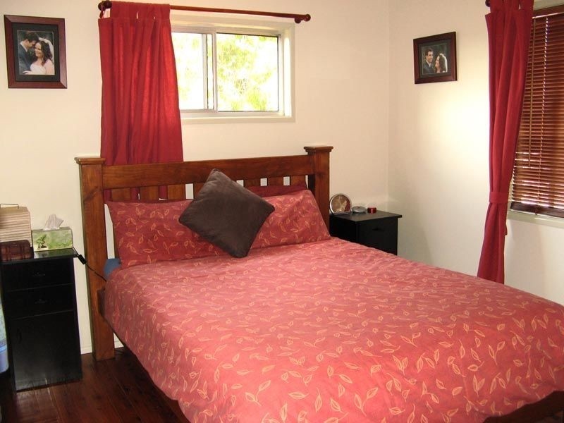 13 Longden St, Coopers Plains QLD 4108