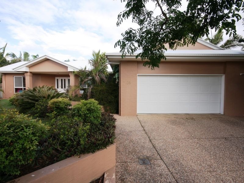 38 Torrens Pl, Parkinson QLD 4115