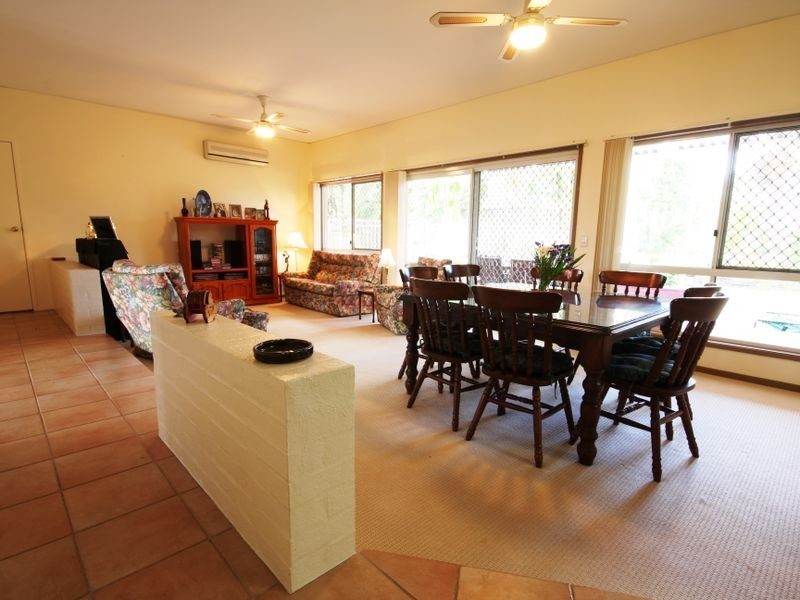 38 Torrens Pl, Parkinson QLD 4115