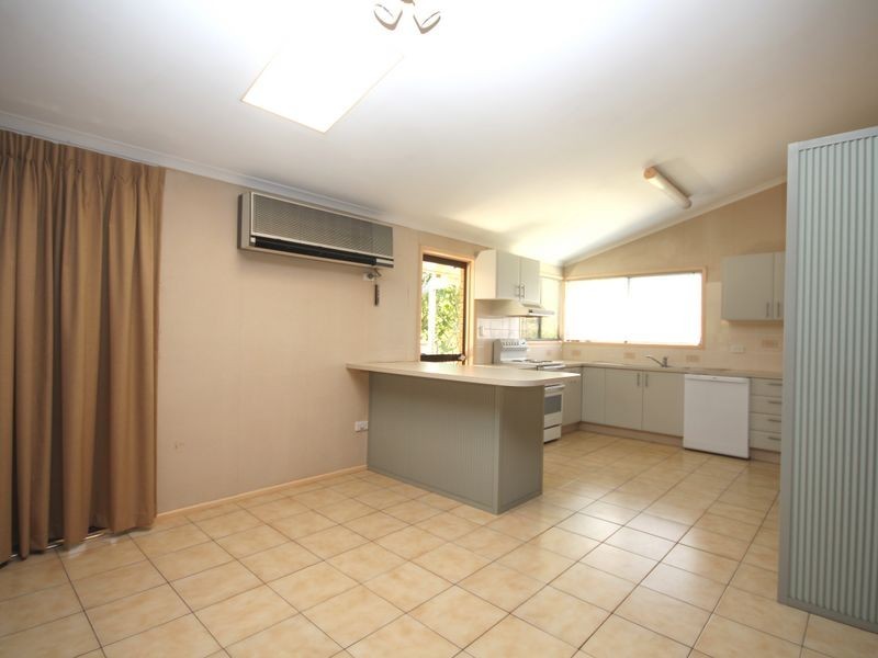 11 Nagle Street, Upper Mount Gravatt QLD 4122