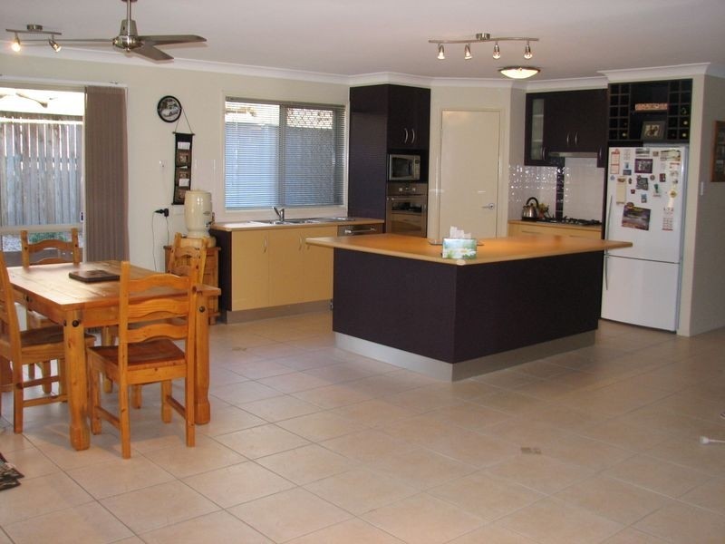 21 Honeybrook St, Runcorn QLD 4113
