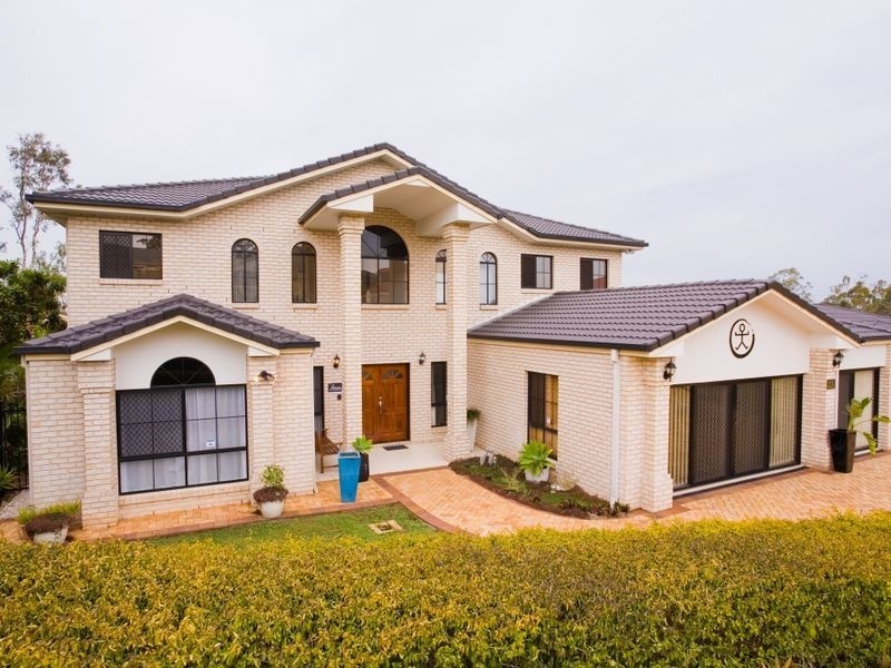 27A Apple Blossom Pl, Eight Mile Plains QLD 4113