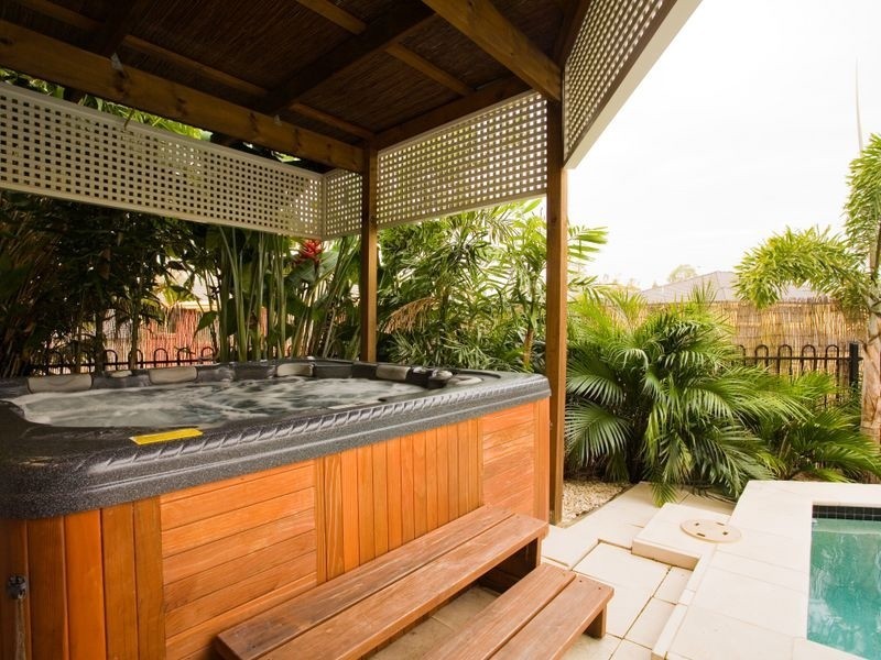 27A Apple Blossom Pl, Eight Mile Plains QLD 4113