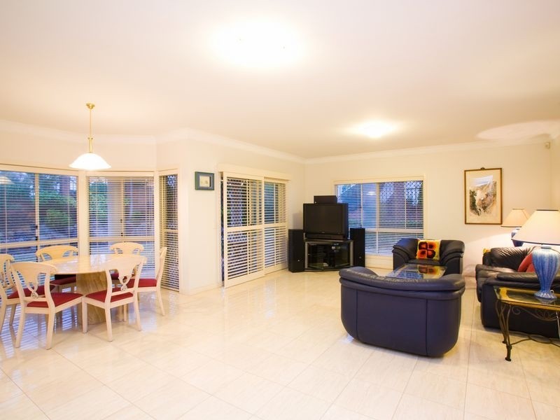 592 Musgrave Rd, Robertson QLD 4109