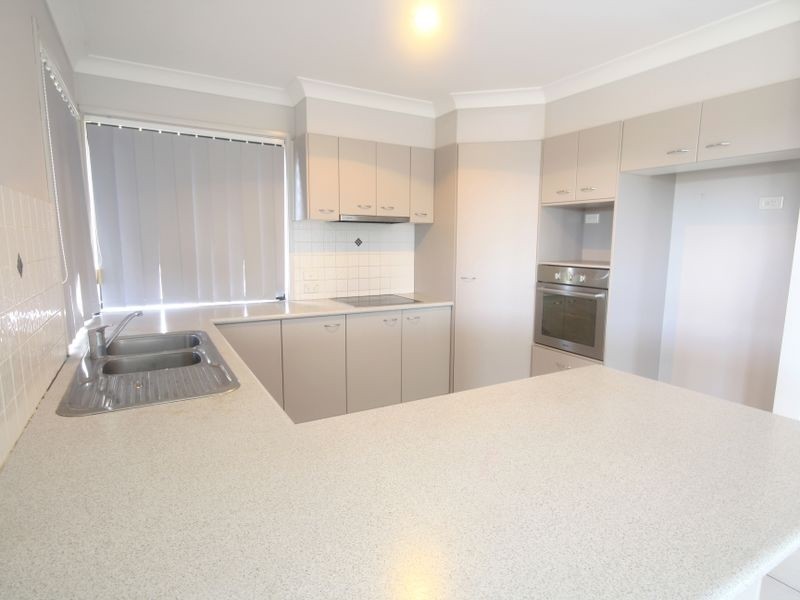 28 Brookvale Dr, Underwood QLD 4119