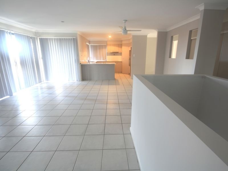 28 Brookvale Dr, Underwood QLD 4119