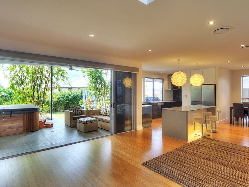 6 Collett Street, Eight Mile Plains QLD 4113