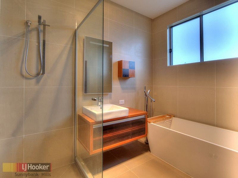 6 Collett Street, Eight Mile Plains QLD 4113