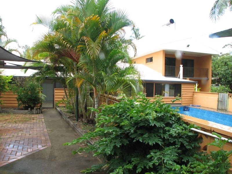 226 Mains Rd, Sunnybank QLD 4109