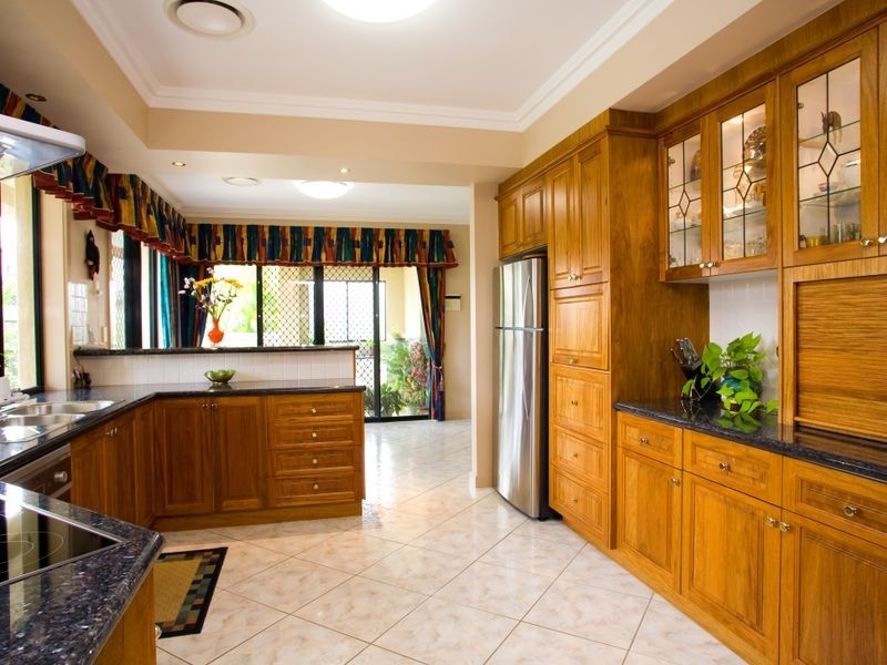 16 Grosvenor Cl, Sunnybank Hills QLD 4109