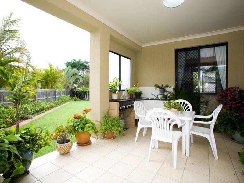 16 Grosvenor Cl, Sunnybank Hills QLD 4109