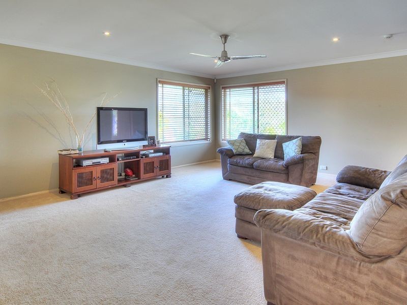 66 Lancaster Circuit, Stretton QLD 4116