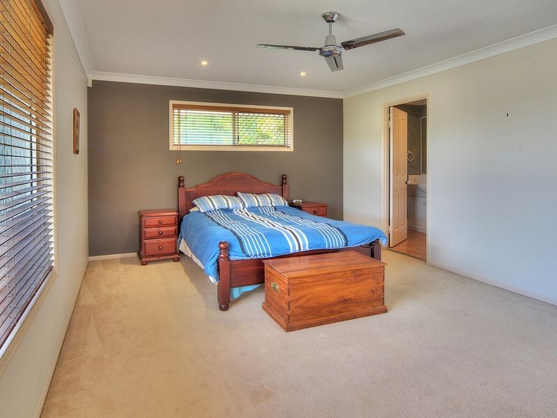 66 Lancaster Circuit, Stretton QLD 4116