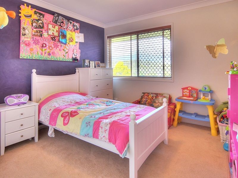 66 Lancaster Circuit, Stretton QLD 4116