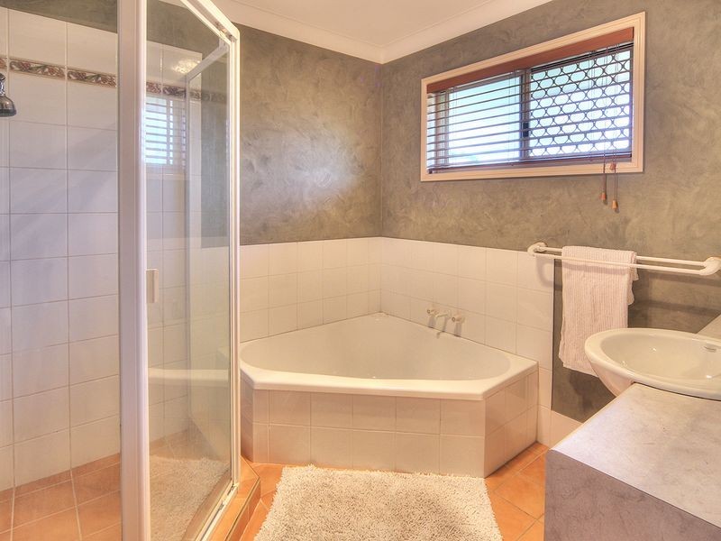 66 Lancaster Circuit, Stretton QLD 4116