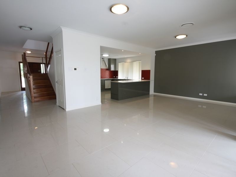 8 Hendy St, Sunnybank Hills QLD 4109