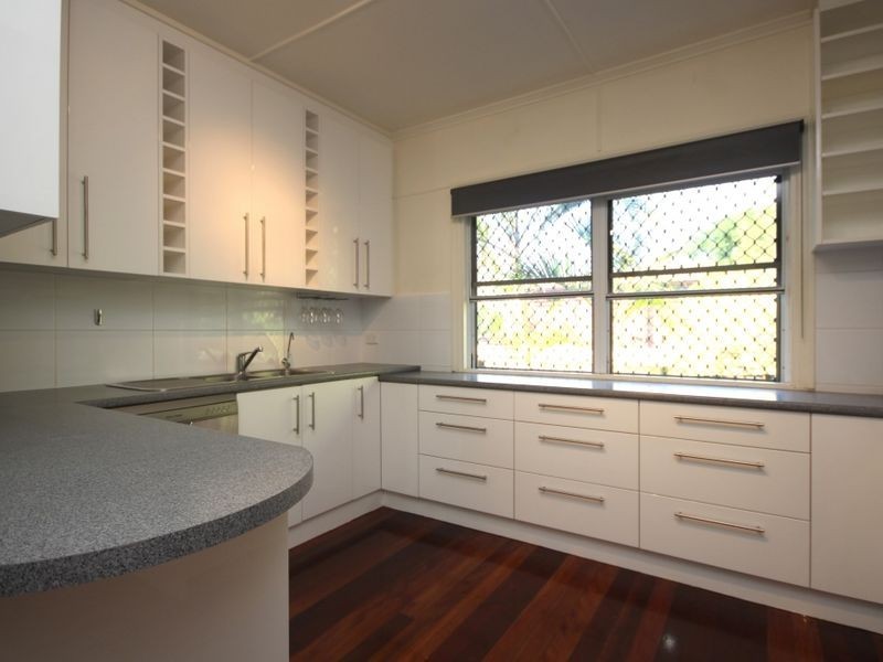 61 Wadley Street, Macgregor QLD 4109