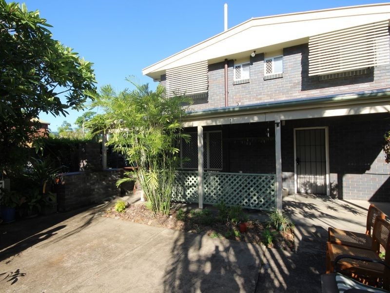 61 Wadley Street, Macgregor QLD 4109