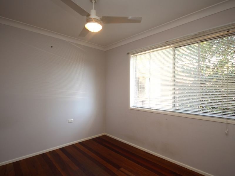 61 Wadley Street, Macgregor QLD 4109