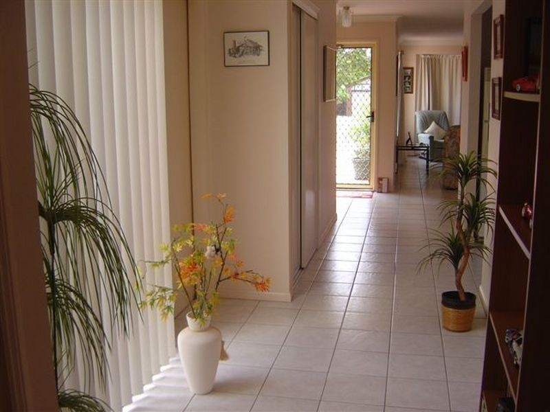 98 Ditton Road, Sunnybank Hills QLD 4109