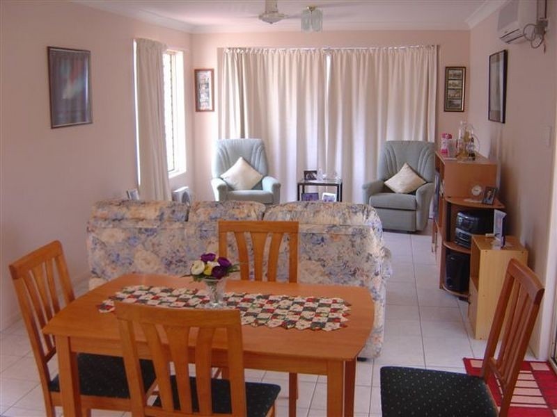 98 Ditton Road, Sunnybank Hills QLD 4109