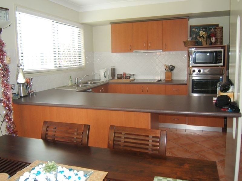 2/228 Gaskell St, Eight Mile Plains QLD 4113