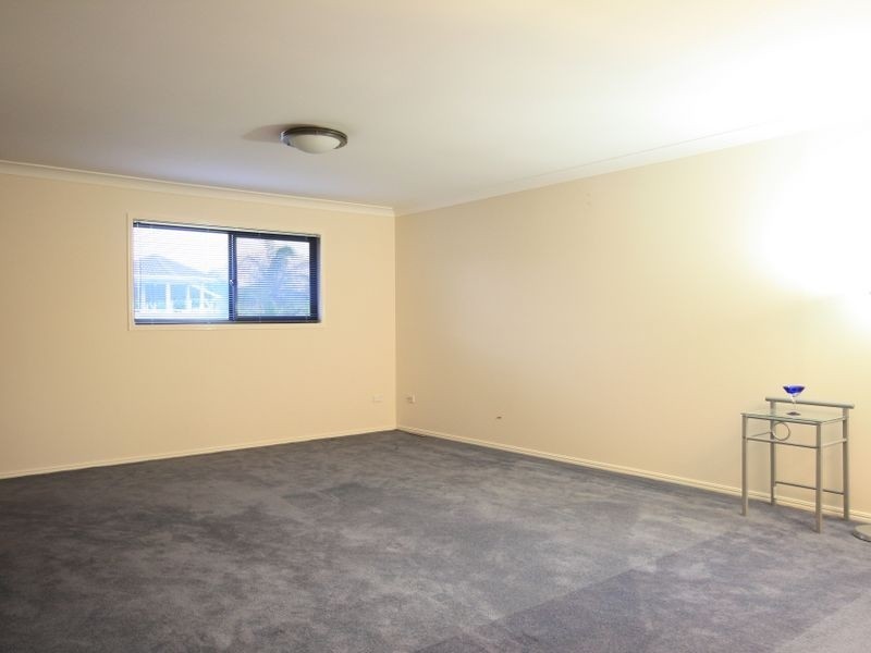 7 Cavallaro St, Robertson QLD 4109